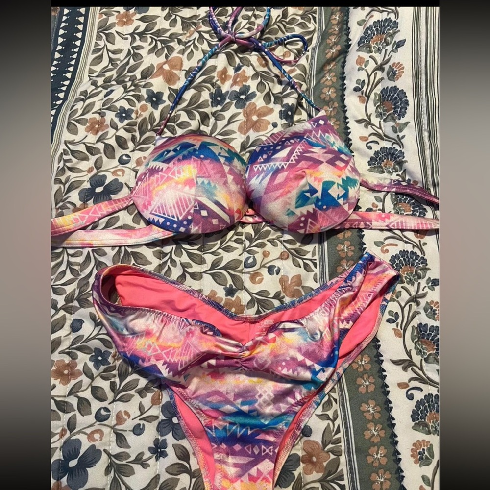 Medium PINK bikini
